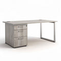 Bureau met drie lades van grijs hout 140 x 70 x 75cm voor kantoorgebruik